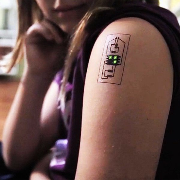 Cмартфон, планшет, идея, концепт, дизайн, спорт, фитнес, часы, Chaotic Moon Tech Tat: биометрические татуировки могут заменить большинство носимых гаджетов