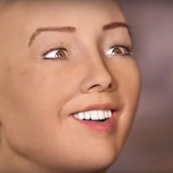 YouTube,робот,киборг,рецензия, София - человекоподобный робот фирмы Hanson Robotics